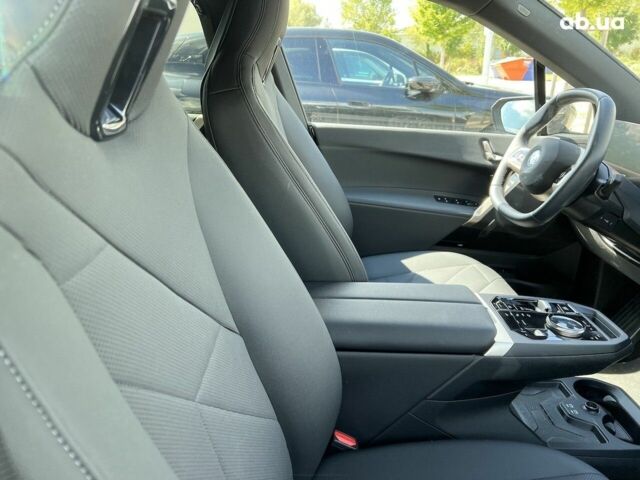 БМВ iX, объемом двигателя 0 л и пробегом 2 тыс. км за 118353 $, фото 12 на Automoto.ua