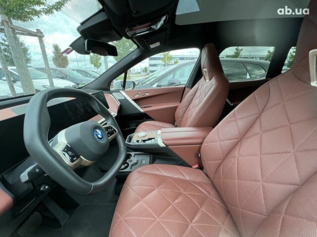 БМВ iX, об'ємом двигуна 0 л та пробігом 1 тис. км за 122591 $, фото 11 на Automoto.ua