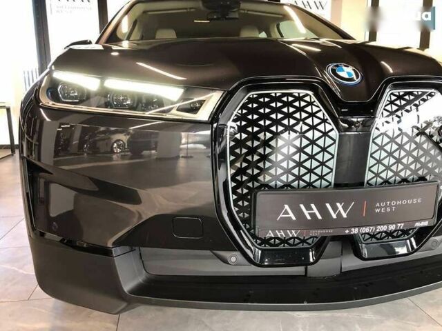 БМВ iX, объемом двигателя 0 л и пробегом 56 тыс. км за 46900 $, фото 2 на Automoto.ua