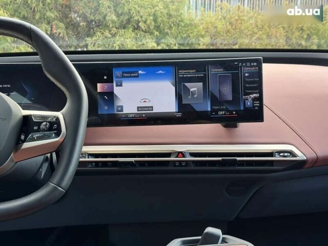БМВ iX, объемом двигателя 0 л и пробегом 3 тыс. км за 64900 $, фото 25 на Automoto.ua
