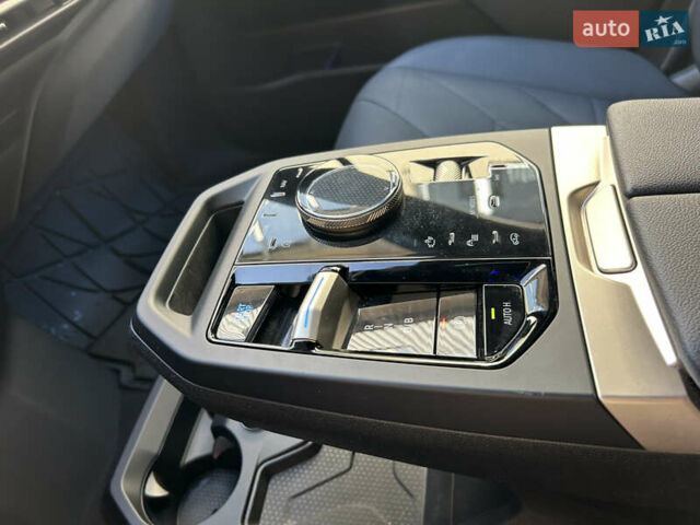 БМВ iX, об'ємом двигуна 0 л та пробігом 28 тис. км за 59000 $, фото 22 на Automoto.ua