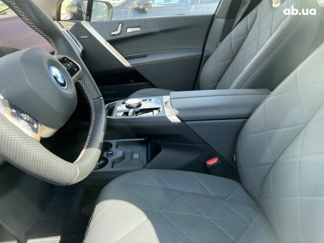 БМВ iX, объемом двигателя 0 л и пробегом 2 тыс. км за 118353 $, фото 18 на Automoto.ua