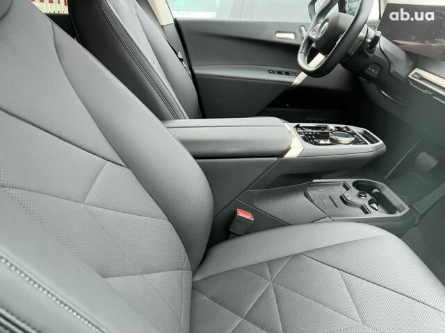 БМВ iX, объемом двигателя 0 л и пробегом 2 тыс. км за 83032 $, фото 3 на Automoto.ua