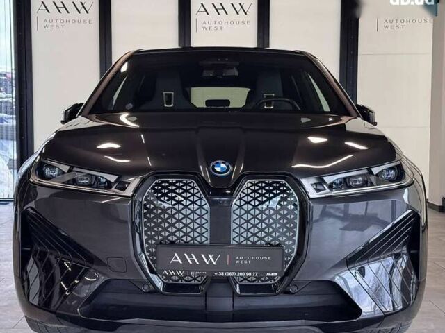 БМВ iX, объемом двигателя 0 л и пробегом 29 тыс. км за 68468 $, фото 1 на Automoto.ua