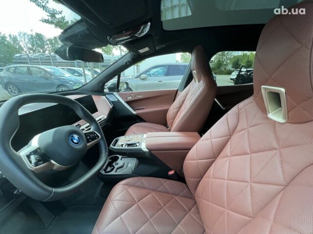 БМВ iX, объемом двигателя 0 л и пробегом 0 тыс. км за 127069 $, фото 6 на Automoto.ua