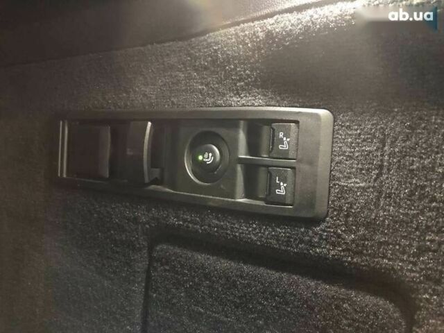 БМВ iX, объемом двигателя 0 л и пробегом 56 тыс. км за 46900 $, фото 17 на Automoto.ua