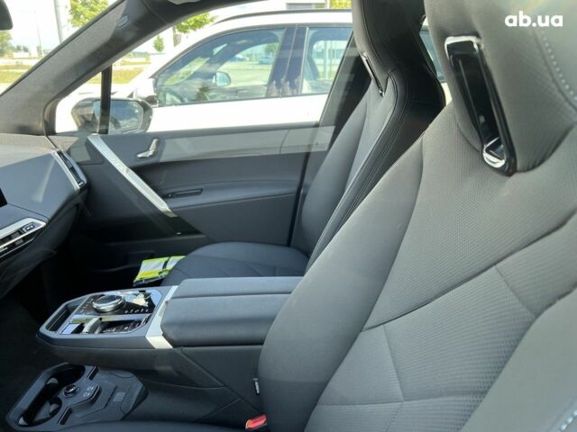 БМВ iX, объемом двигателя 0 л и пробегом 2 тыс. км за 118353 $, фото 15 на Automoto.ua