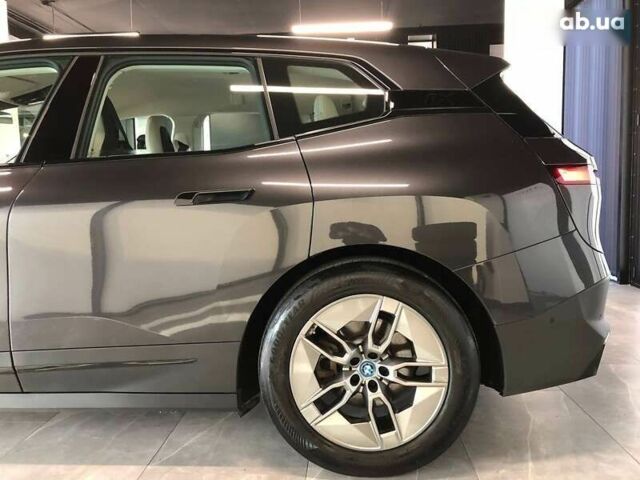 БМВ iX, объемом двигателя 0 л и пробегом 56 тыс. км за 46900 $, фото 13 на Automoto.ua