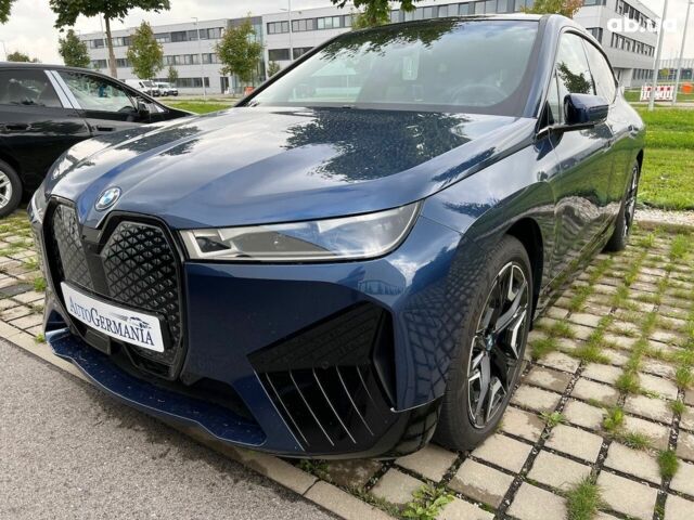 БМВ iX, объемом двигателя 0 л и пробегом 2 тыс. км за 124526 $, фото 10 на Automoto.ua