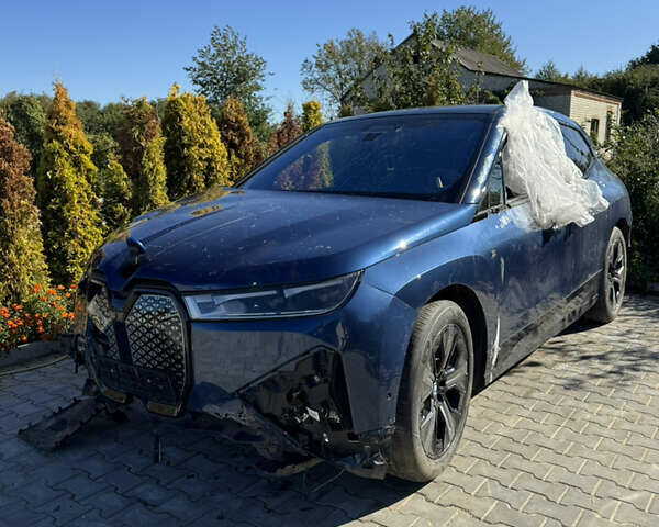 БМВ iX, об'ємом двигуна 0 л та пробігом 50 тис. км за 30000 $, фото 2 на Automoto.ua
