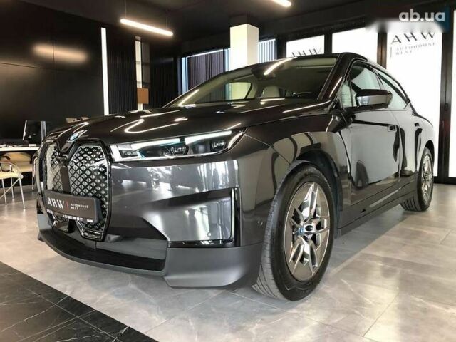 БМВ iX, объемом двигателя 0 л и пробегом 56 тыс. км за 46900 $, фото 3 на Automoto.ua