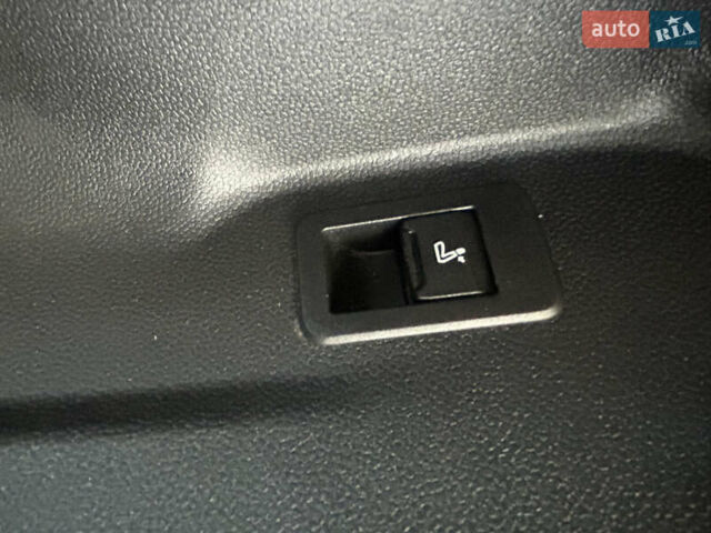 БМВ iX, об'ємом двигуна 0 л та пробігом 28 тис. км за 59000 $, фото 34 на Automoto.ua