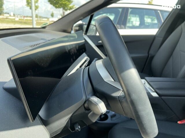 БМВ iX, объемом двигателя 0 л и пробегом 2 тыс. км за 118353 $, фото 35 на Automoto.ua