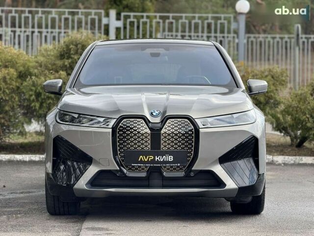 БМВ iX, объемом двигателя 0 л и пробегом 3 тыс. км за 64900 $, фото 2 на Automoto.ua