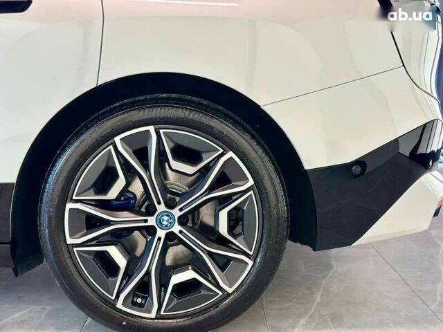 БМВ iX, объемом двигателя 0 л и пробегом 43 тыс. км за 55000 $, фото 6 на Automoto.ua