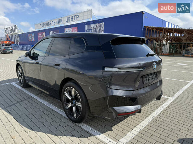 БМВ iX, объемом двигателя 0 л и пробегом 13 тыс. км за 51700 $, фото 4 на Automoto.ua