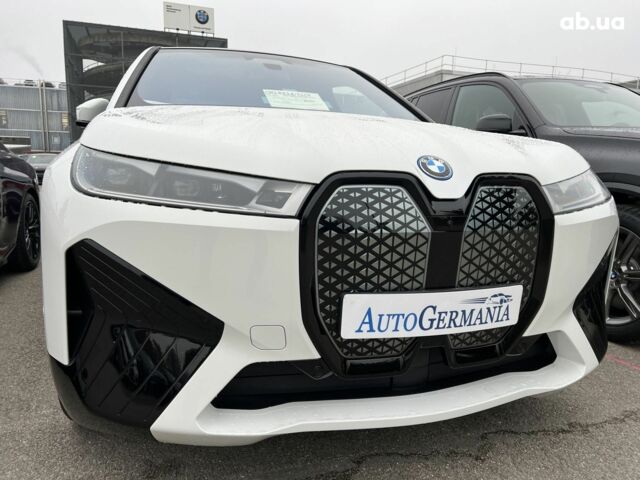 БМВ iX, объемом двигателя 0 л и пробегом 0 тыс. км за 128460 $, фото 1 на Automoto.ua