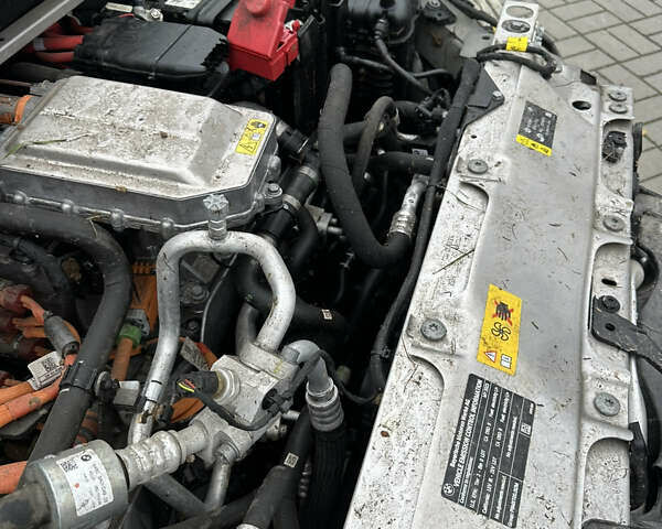 БМВ iX, объемом двигателя 0 л и пробегом 30 тыс. км за 21500 $, фото 2 на Automoto.ua