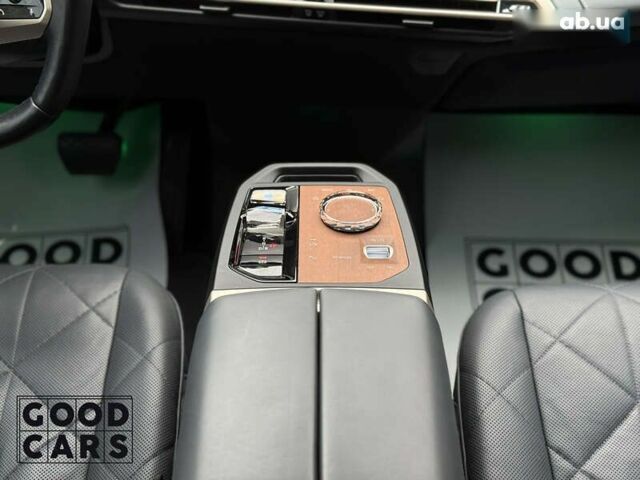 БМВ iX, об'ємом двигуна 0 л та пробігом 38 тис. км за 70000 $, фото 25 на Automoto.ua