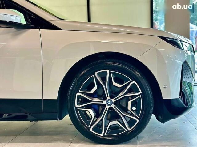 БМВ iX, объемом двигателя 0 л и пробегом 43 тыс. км за 55000 $, фото 4 на Automoto.ua