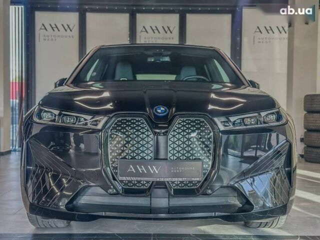 БМВ iX, объемом двигателя 0 л и пробегом 62 тыс. км за 56405 $, фото 1 на Automoto.ua