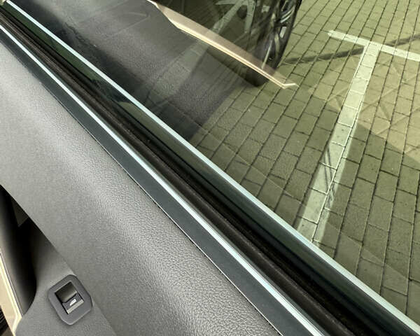 БМВ iX, объемом двигателя 0 л и пробегом 13 тыс. км за 51700 $, фото 26 на Automoto.ua