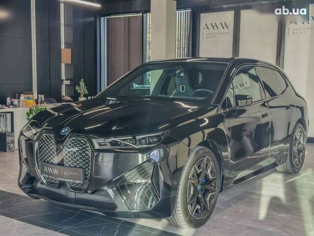БМВ iX, объемом двигателя 0 л и пробегом 62 тыс. км за 56405 $, фото 9 на Automoto.ua