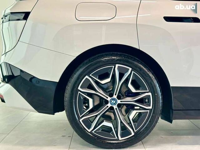 БМВ iX, объемом двигателя 0 л и пробегом 43 тыс. км за 55000 $, фото 7 на Automoto.ua