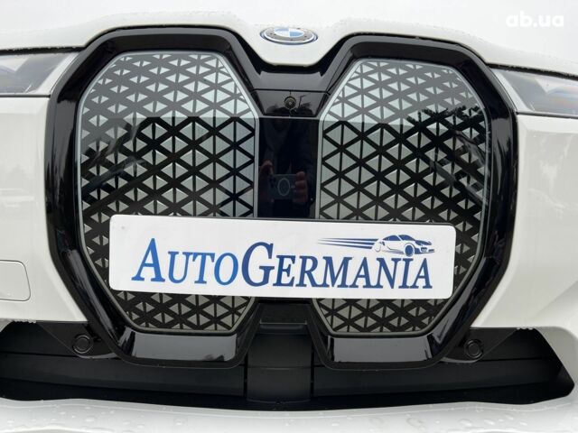 БМВ iX, объемом двигателя 0 л и пробегом 0 тыс. км за 128460 $, фото 10 на Automoto.ua