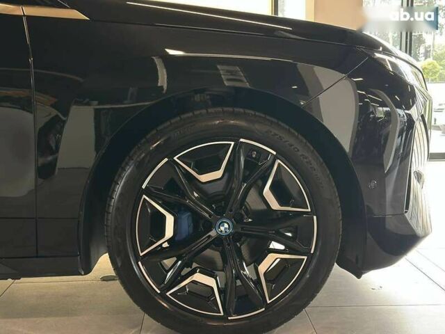БМВ iX, объемом двигателя 0 л и пробегом 10 тыс. км за 75967 $, фото 6 на Automoto.ua
