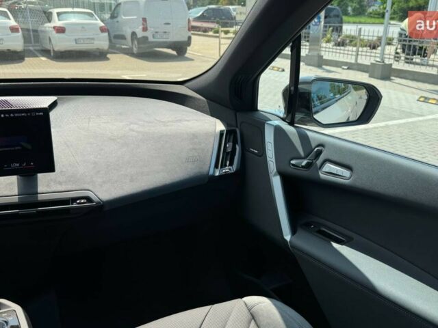 БМВ iX, объемом двигателя 0 л и пробегом 0 тыс. км за 128328 $, фото 31 на Automoto.ua