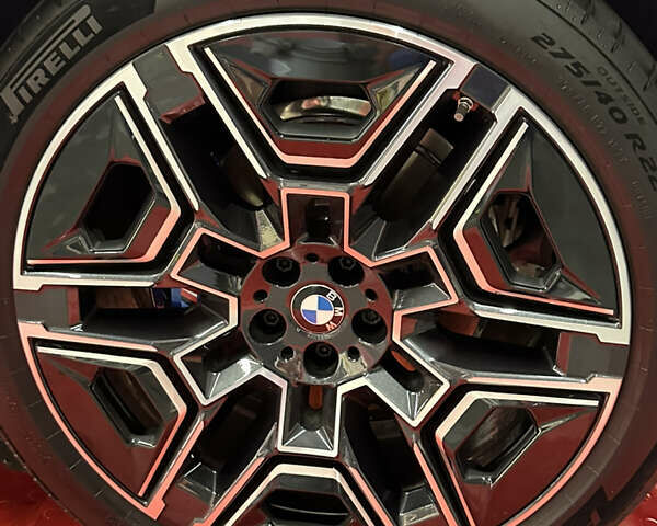 БМВ iX, объемом двигателя 0 л и пробегом 8 тыс. км за 89500 $, фото 5 на Automoto.ua
