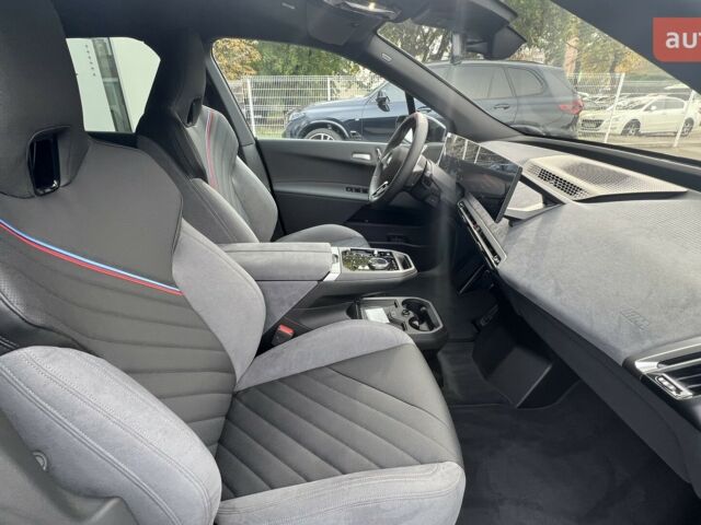 БМВ iX 2025 у Харкові на Automoto.ua БМВ iX, об'ємом двигуна 0 л та пробігом 0 тис. км за 127437 $, фото 14 на Automoto.ua