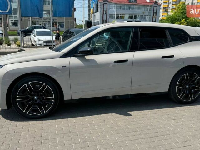 БМВ iX, объемом двигателя 0 л и пробегом 0 тыс. км за 128328 $, фото 5 на Automoto.ua