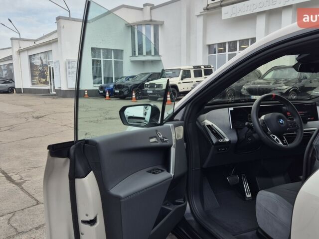 БМВ iX, об'ємом двигуна 0 л та пробігом 0 тис. км за 122977 $, фото 8 на Automoto.ua