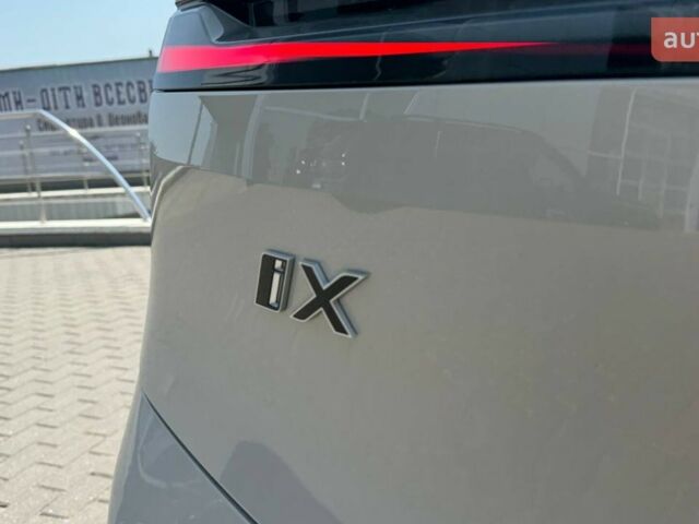 БМВ iX, объемом двигателя 0 л и пробегом 0 тыс. км за 128328 $, фото 11 на Automoto.ua