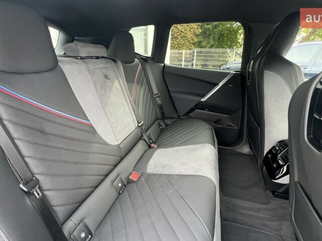 БМВ iX 2025 у Харкові на Automoto.ua БМВ iX, об'ємом двигуна 0 л та пробігом 0 тис. км за 127437 $, фото 17 на Automoto.ua