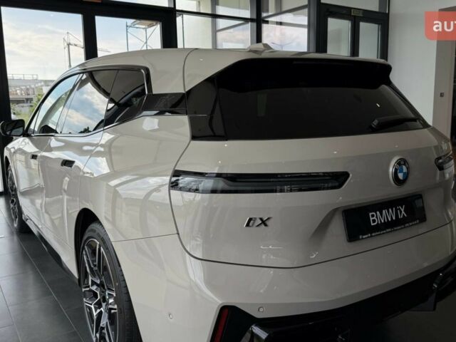 БМВ iX, объемом двигателя 0 л и пробегом 0 тыс. км за 116075 $, фото 5 на Automoto.ua