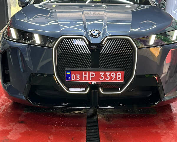 БМВ iX, объемом двигателя 0 л и пробегом 5 тыс. км за 88500 $, фото 1 на Automoto.ua