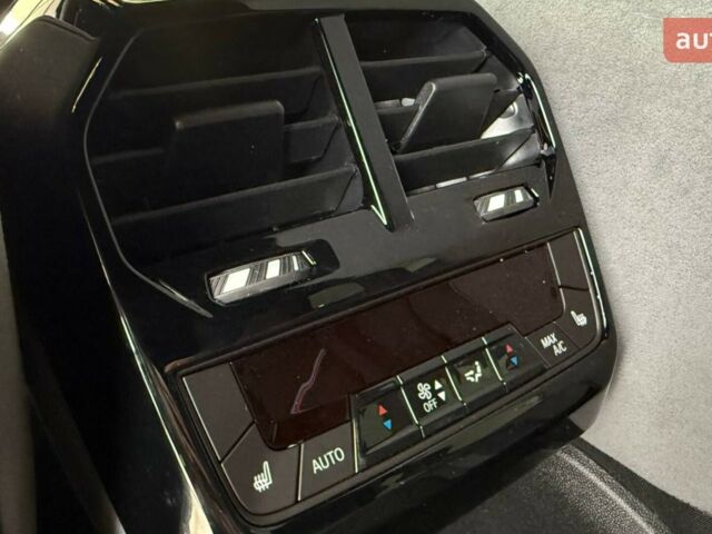 БМВ iX, объемом двигателя 0 л и пробегом 0 тыс. км за 116075 $, фото 37 на Automoto.ua