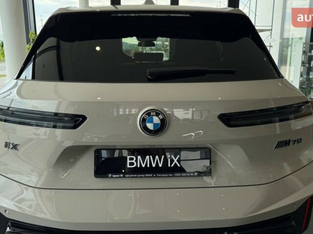БМВ iX, объемом двигателя 0 л и пробегом 0 тыс. км за 116075 $, фото 9 на Automoto.ua