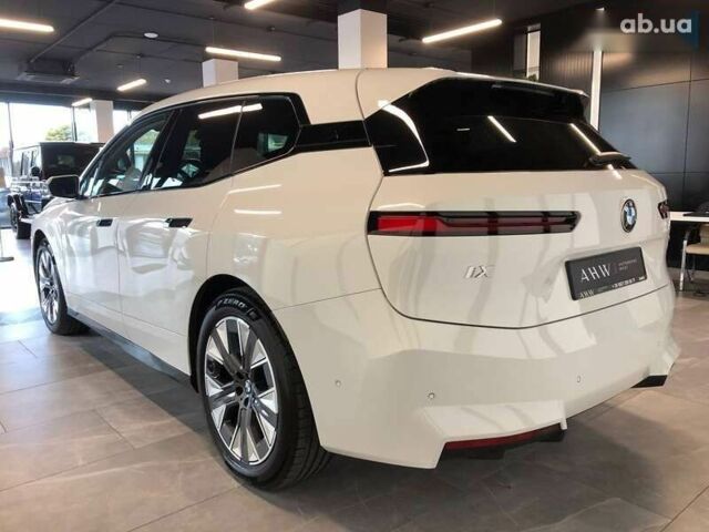 БМВ iX, объемом двигателя 0 л и пробегом 5 тыс. км за 78032 $, фото 14 на Automoto.ua