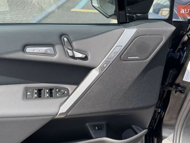 БМВ iX, объемом двигателя 0 л и пробегом 0 тыс. км за 129604 $, фото 6 на Automoto.ua