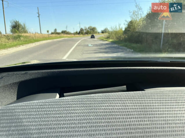 БМВ iX, объемом двигателя 0 л и пробегом 8 тыс. км за 89500 $, фото 12 на Automoto.ua