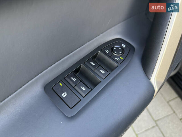 Серый БМВ iX, объемом двигателя 0 л и пробегом 79 тыс. км за 43950 $, фото 60 на Automoto.ua