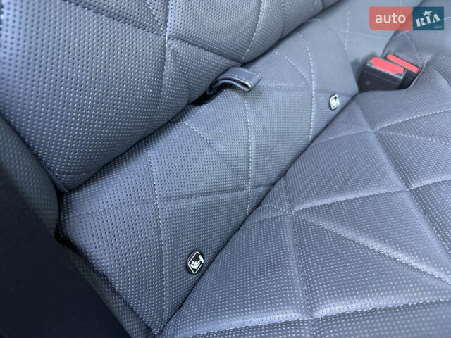 Серый БМВ iX, объемом двигателя 0 л и пробегом 79 тыс. км за 43950 $, фото 47 на Automoto.ua