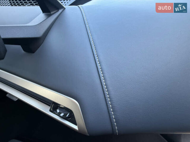 Серый БМВ iX, объемом двигателя 0 л и пробегом 79 тыс. км за 43950 $, фото 40 на Automoto.ua