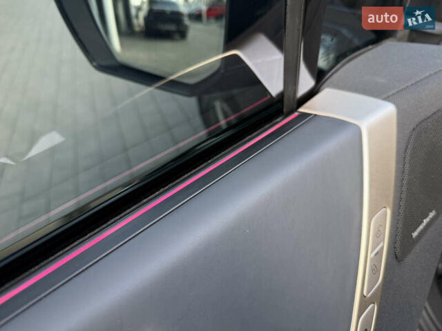 Серый БМВ iX, объемом двигателя 0 л и пробегом 79 тыс. км за 43950 $, фото 63 на Automoto.ua