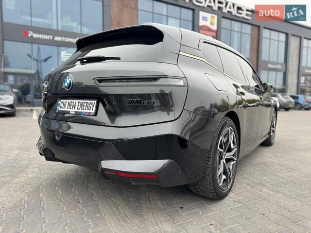 Серый БМВ iX, объемом двигателя 0 л и пробегом 32 тыс. км за 72900 $, фото 15 на Automoto.ua