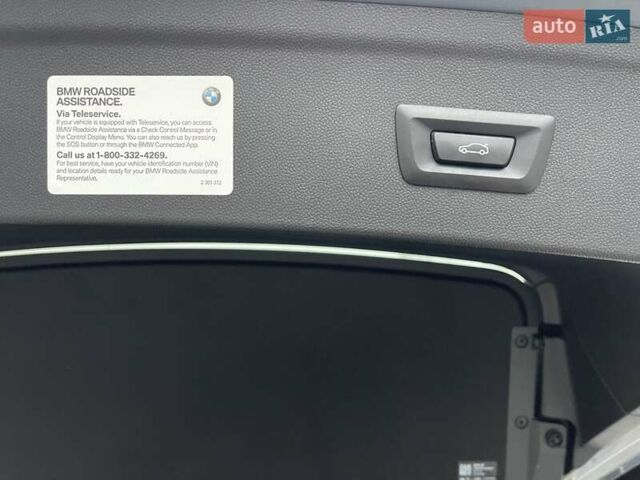 Серый БМВ iX, объемом двигателя 0 л и пробегом 53 тыс. км за 58800 $, фото 9 на Automoto.ua